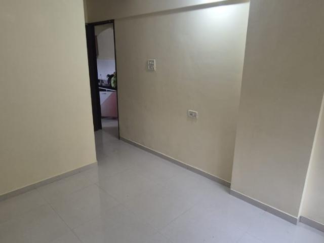 Rashmi Complex Teen Hath Naka 1 Bedroom 450 Sq. Ft. Apartment in Dharamveer Nagar Thane Listing ID: #9534