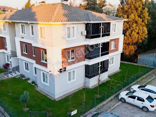 Rasimpaşa Mahallesi Kiralık Daireler eğitim Fakültesi d100yakın