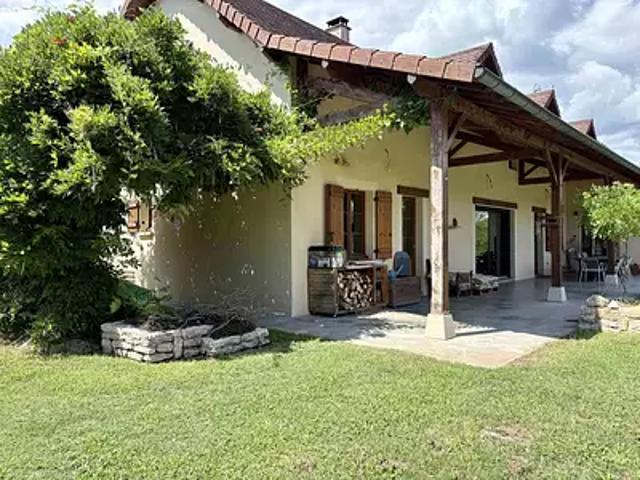 Ratenelle 71290 Achat / Vente maison 8 pièces t8 parking