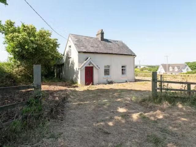 Rathcullen, Templemartin, Aherla, Co. Cork, P72DV27 is for sale