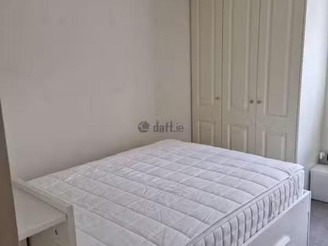 Rathmines Road Upper, Rathgar, Dublin 6 is for rent