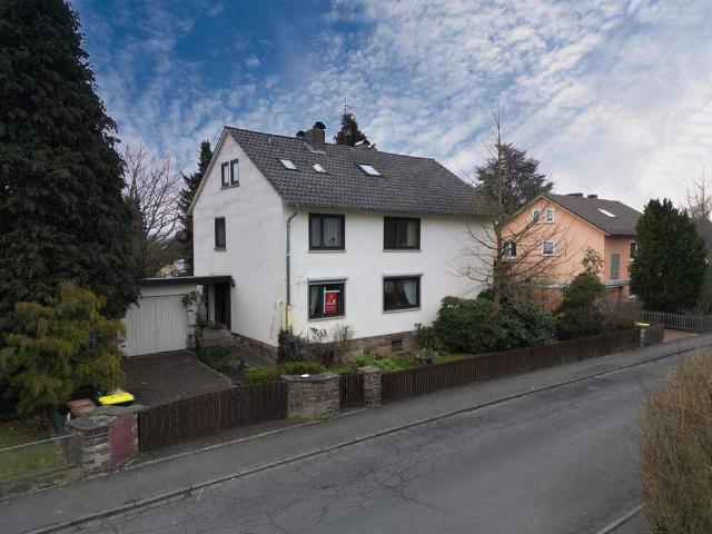 Raum für Leben, Generationen und Ideen attraktives Zweifamilienhaus in Kassel Harleshausen!