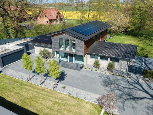 Raum, Licht und Weitblick – ein Architektenhaus für höchste Ansprüche