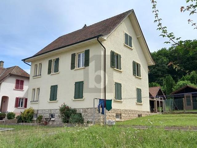 RAUM UND GRÜN