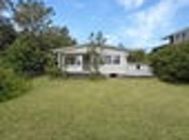 Raumati Beach, 2 bedrooms, $590 pw