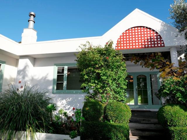raumati south, 3 bedrooms