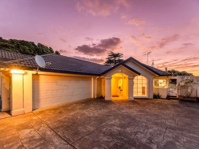 raumati south, 4 bedrooms