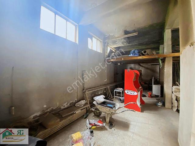 Ravza Yapı Gayrimenkulden 30 M2 Kiralık Dükkan