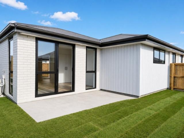Ravenswood, 2 bedrooms