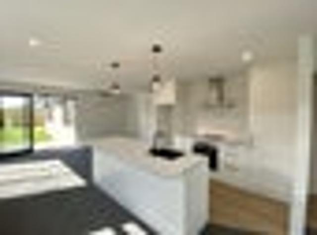 Ravenswood, 4 bedrooms, $660 pw