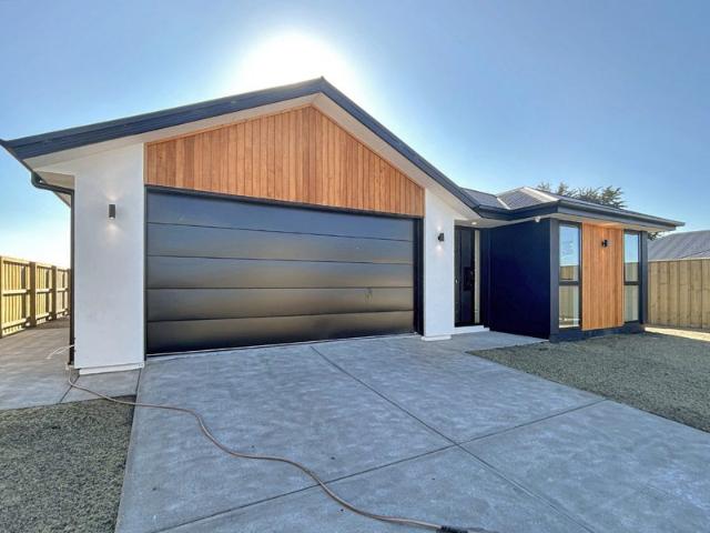 Ravenswood, 4 bedrooms