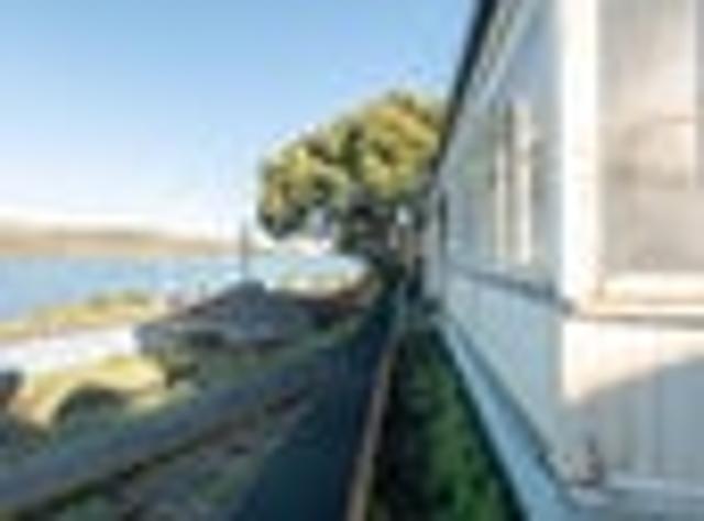 Ravensbourne, 6+ bedrooms, $1080 pw