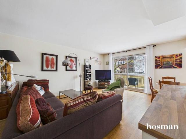 Ravissant 3 pièces de 72m2 Traversant avec balcons et double parking Rue de Bellevue, Boulogne Billancourt
