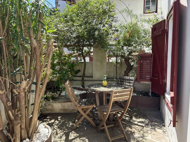 Ravissant appartement rénové T2 à pied de tout ! 37m² Guéthary