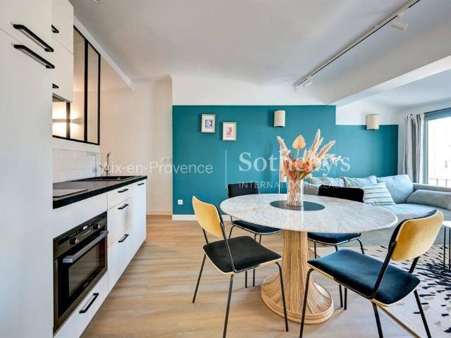 Ravissant Appartement T2 meublé Cours Mirabeau