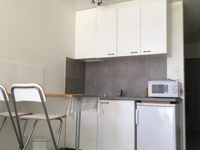 RAVISSANT STUDIO DE 25m² AVEC BALCON ET PARKING 13012 MARSEILLE