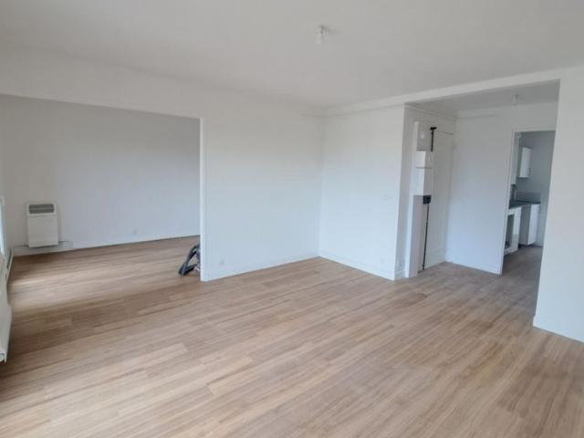 RAVISSANT TYPE 3/4 DE 65,22 M² AVEC BALCONS DANS RESIDENCE FERMEE