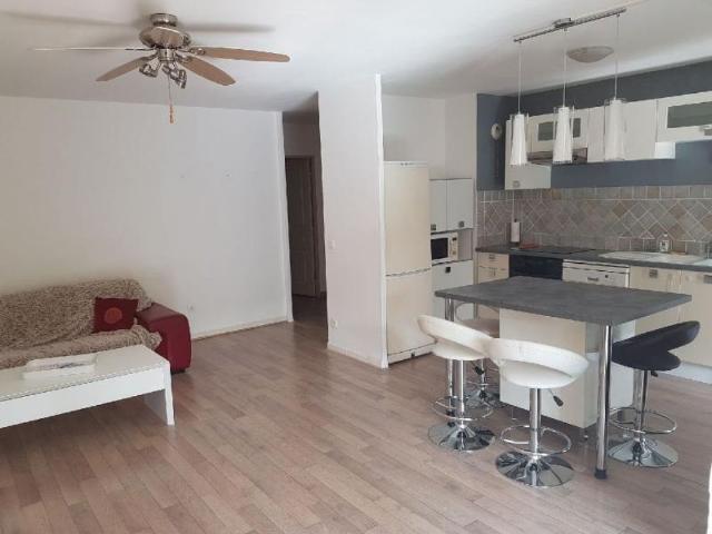 RAVISSANT TYPE 3 DE 70 M² AVEC TERRASSE ET BOX 13009