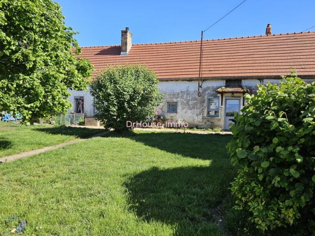 Ravissante maison de 4 pièces avec jardin garage et dépendances à Renève
