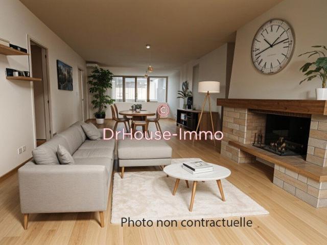 Ravissante Maison De Character, 7 Pièces, En Plein Cœur De La Ce