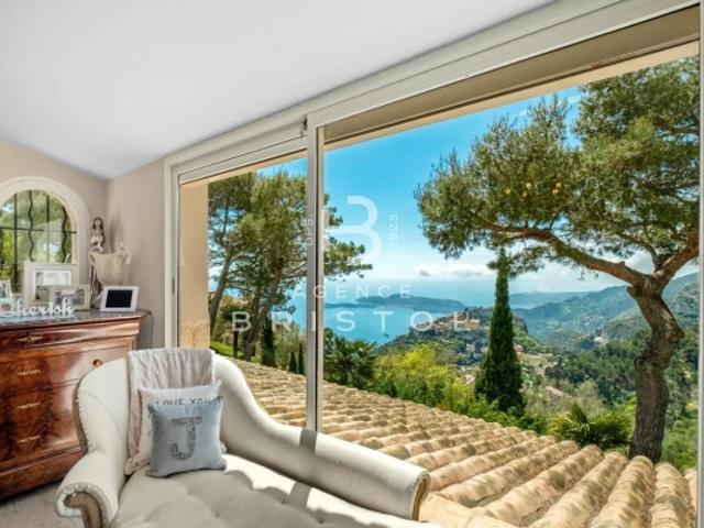 Ravissante villa provençale avec vue panoramique exceptionnelle à Èze