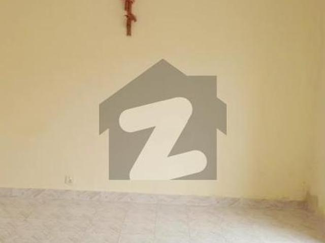 Rawalpindi Bahria Town Phase8 Awami2 1st Floor Beautiful Villas Available For Rent Gas Available Bahria Town Phase 8