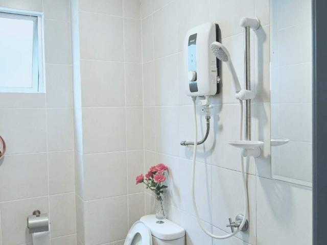 Rawang Apartment Master Bedroom+WiFi+Kitchen+2Lifts+GG+Laundry