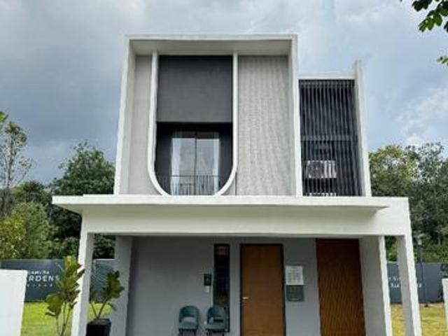 Rawang Gamuda Garden Near Highway Freehold individual title