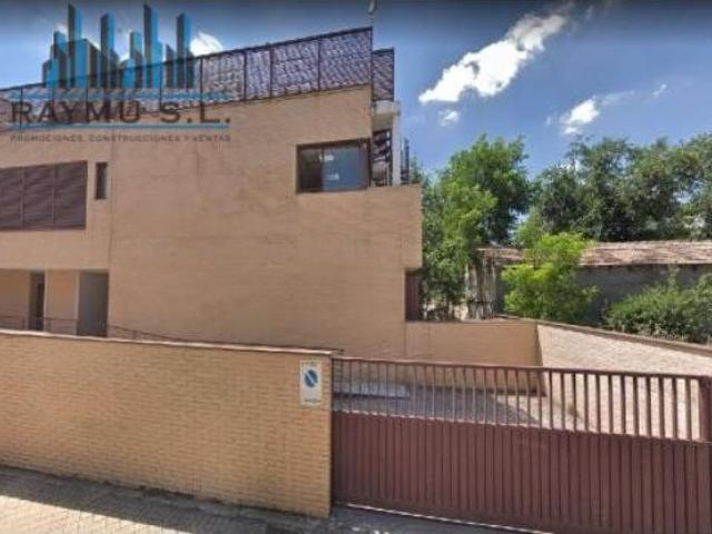 RAYMU Vende