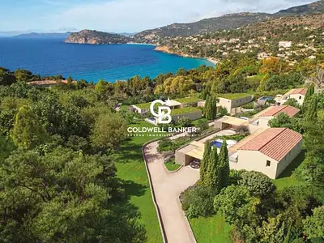 Rayol Canadel sur Mer 83820 Achat / Vente maison 4 pièces t4