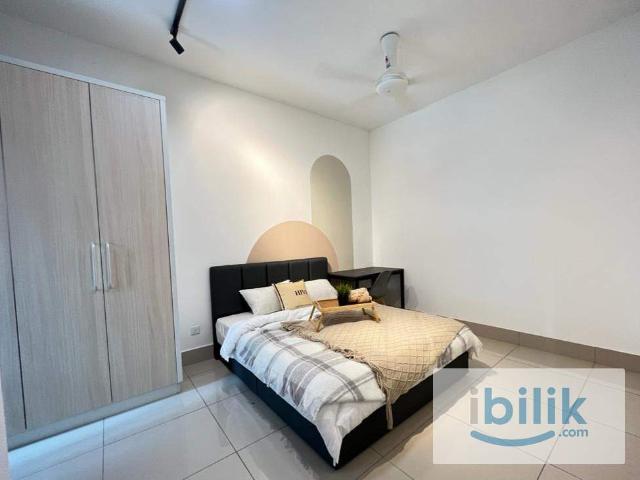 Razak City Residence I Fully furnished master room I Female unit!