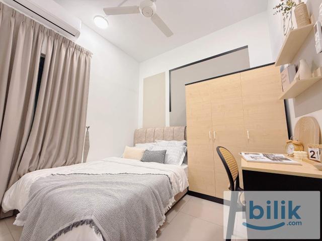 Razak City Residences Medium Room Fully Furnished for Rent Nearby to LRT Salak Selatan@ Sungai Besi, Kuala Lumpur