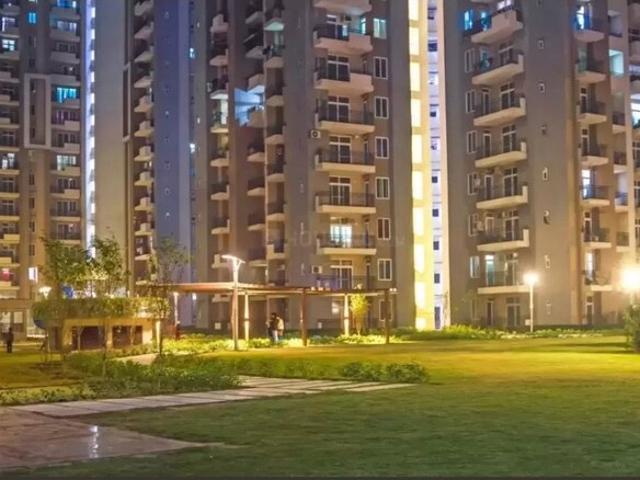 RG Residency PH III 2 Bedroom 1025 Sq. Ft. Apartment in Sector 120 Noida Listing ID: #10397