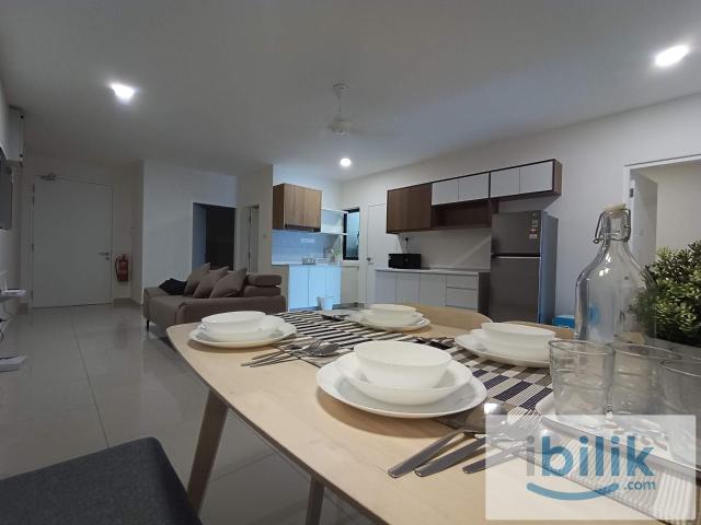 RD All Female Master A B206 Room AraTre Residence, Ara Damansara
