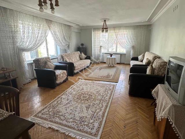 Reşadiye Mah 3+1 Ful Eşyalı Kiralık Şirkete Verilir