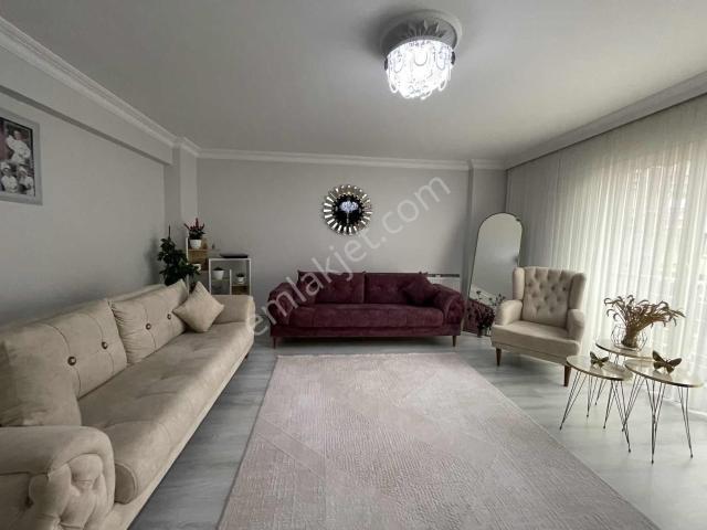 Reşadiye Mahallesin De 2+1 Arakat Acil Satılık Daire