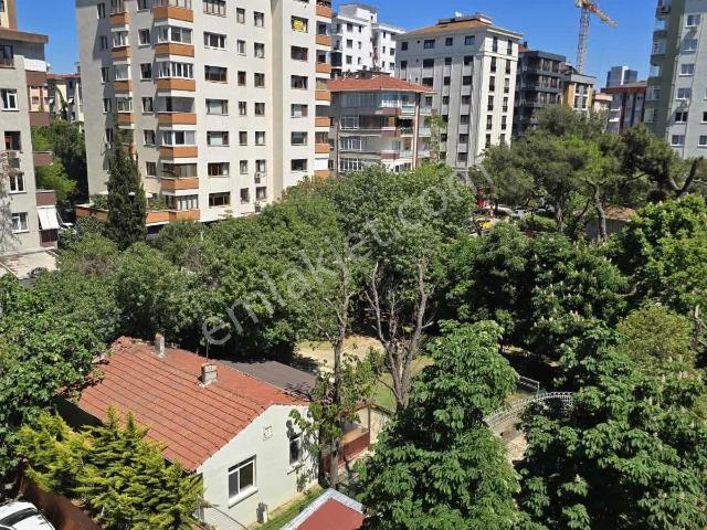 Reşat Paşa Konağı Yanında Yeşillikler İçerisinde 170 M² Net 3+1
