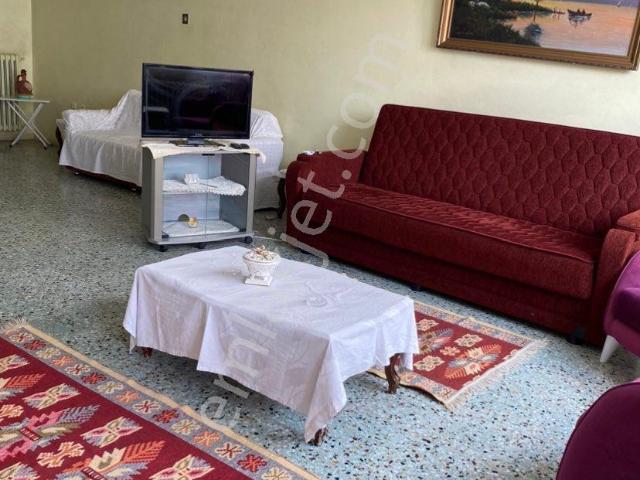 Reşatbey Ziraat Bankası Yanı Cadde Üstü Kat Kaloriferli Ful Eşyalı Geniş Daire