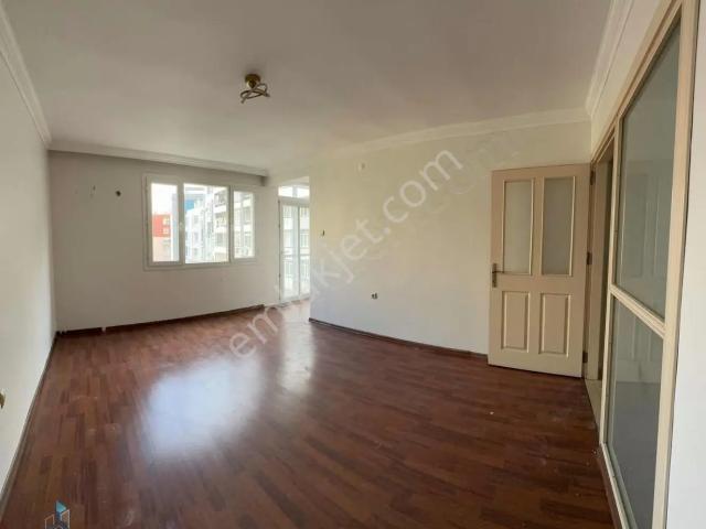 Reşatbey Mah/atatürk Parkına Yakın/8.kat/2+1/boyalı/kiralık Daire