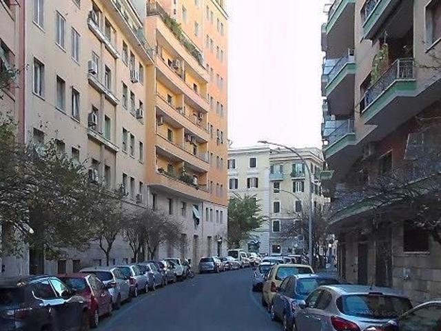 Re di roma accogliente trilocale arredato