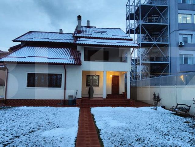 Reședință premium cu potențial medical sau business, zon