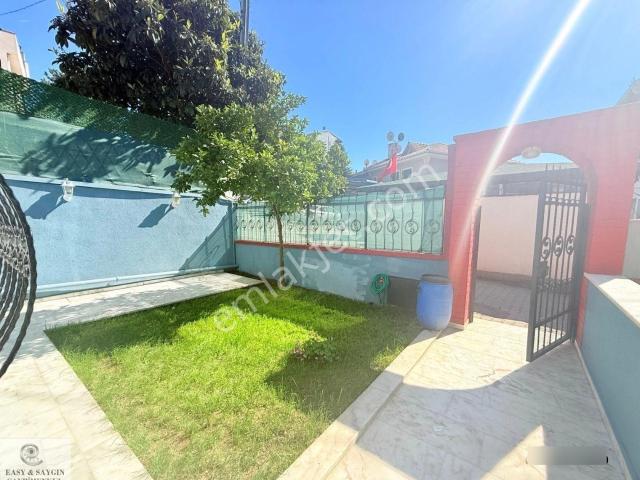 Reşitpaşada Müstakil Villada Girişkat 1.5+1 Kiralık Daire İçi Temiz Yenilenmiş