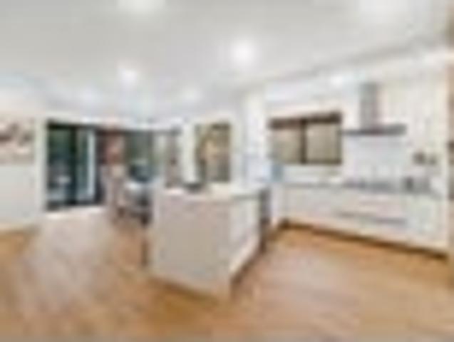 REMUERA GOLD! Luxury Living/Development Potential
