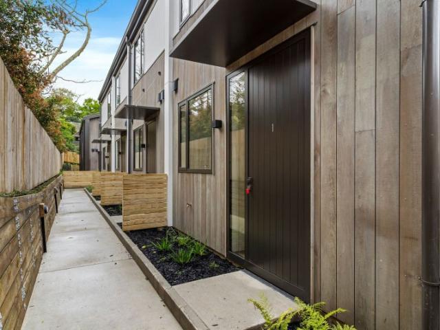 remuera, 2 bedrooms