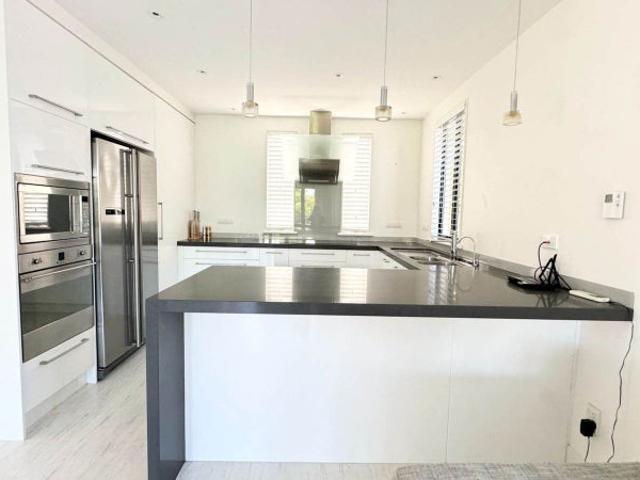 remuera, 2 bedrooms
