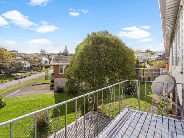 remuera, 3 bedrooms
