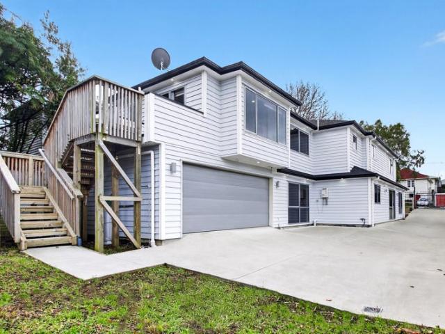 remuera, 6+ bedrooms