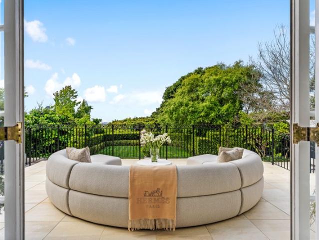 remuera, 6+ bedrooms