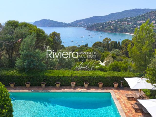 REMARQUABLE PROPRIETE.