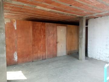 Remato casa 4 pisos por remodelar